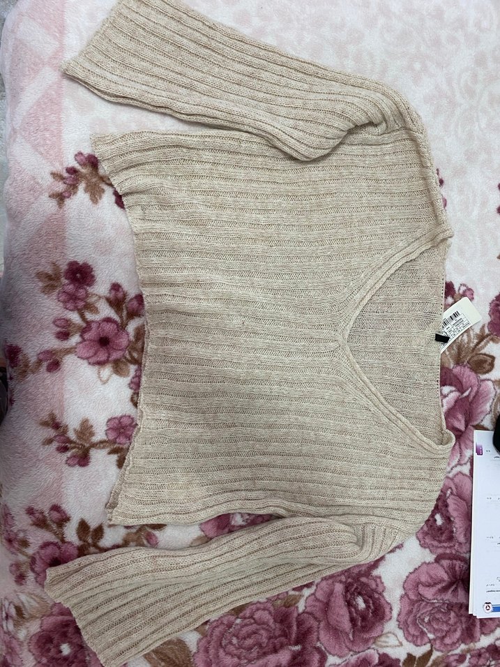 Bej V Yaka Triko Kadın Kazak - Görsel 2