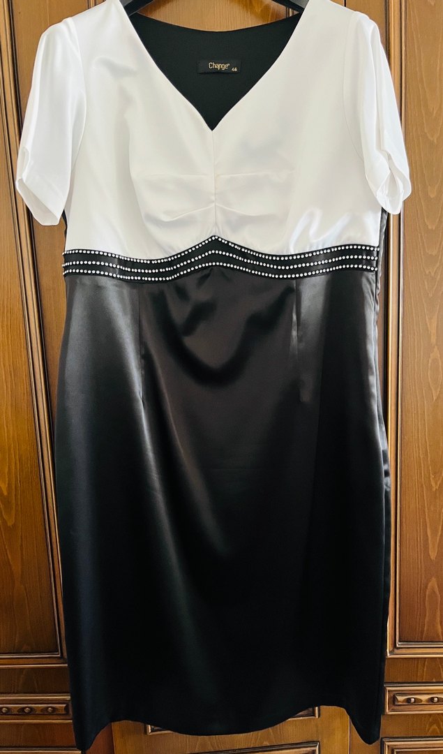 Diger Beyaz Düğmeli Kadın Ceketli Abiye Elbise - Görsel 2