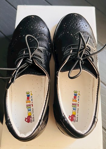 Klasik Siyah Deri Erkek Çocuk Ayakkabısı - Görsel 3