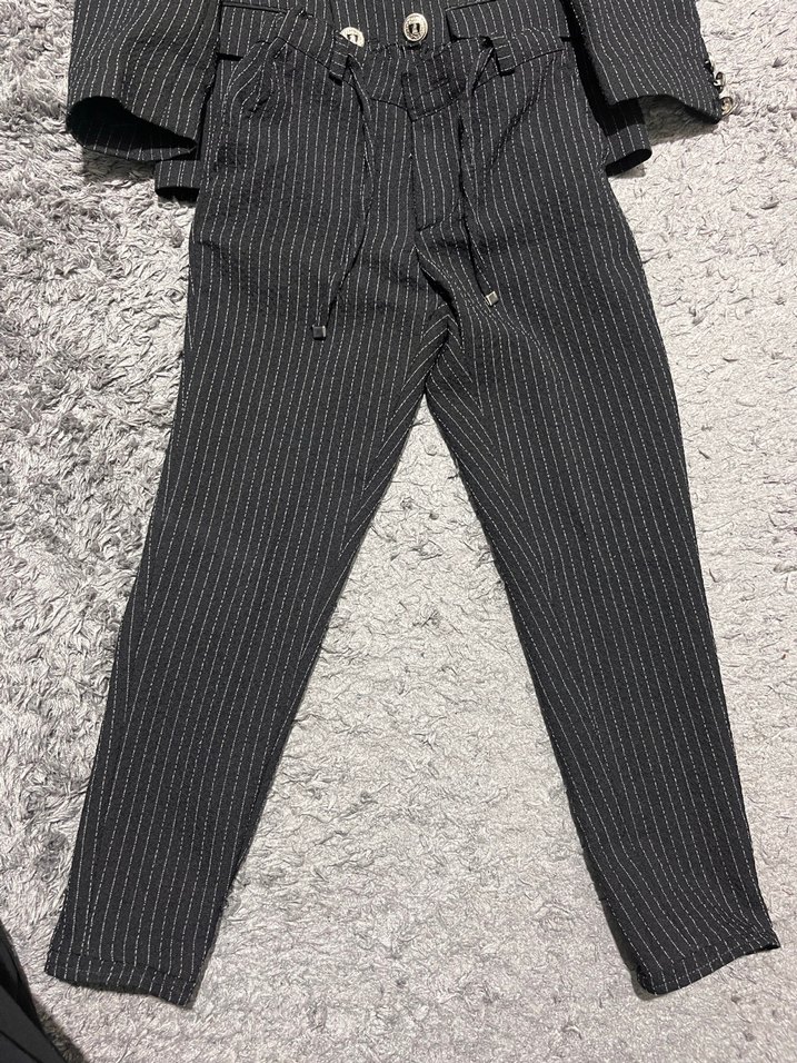 Çizgili Gri Çocuk Takım Elbise - Görsel 2