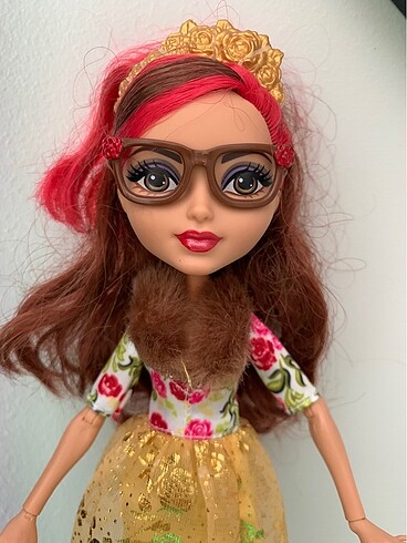  Beden Ever after high