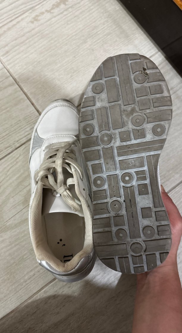 Kadın Beyaz Bağcıklı Dolgu Topuk Spor Ayakkabı - Görsel 4