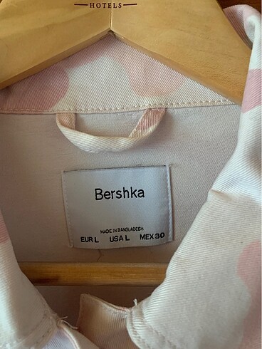 l Beden pembe Renk Bershka crop ceket