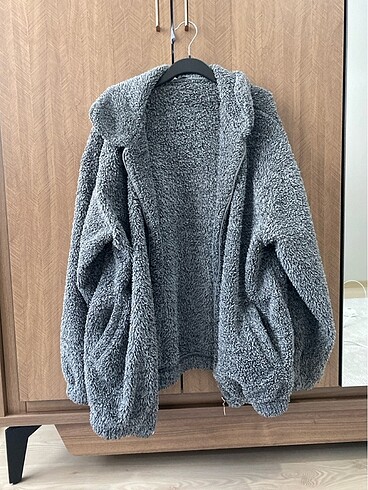 Gri peluş