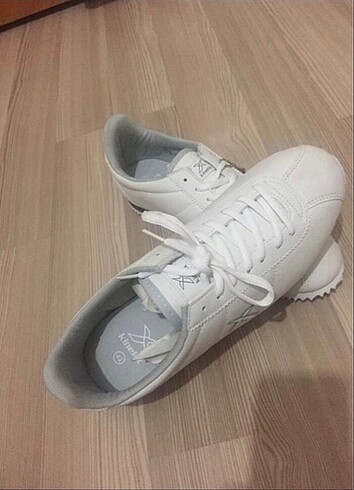 42 Beden Kinetix Spor Ayakkabı