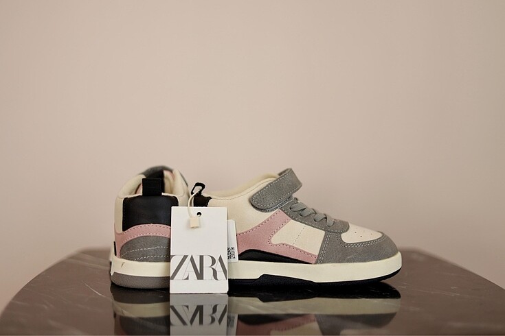 26 Beden Kız çocuk sneakers