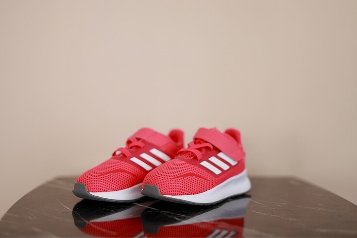 Adidas Kız çocuk spor ayakkabısı