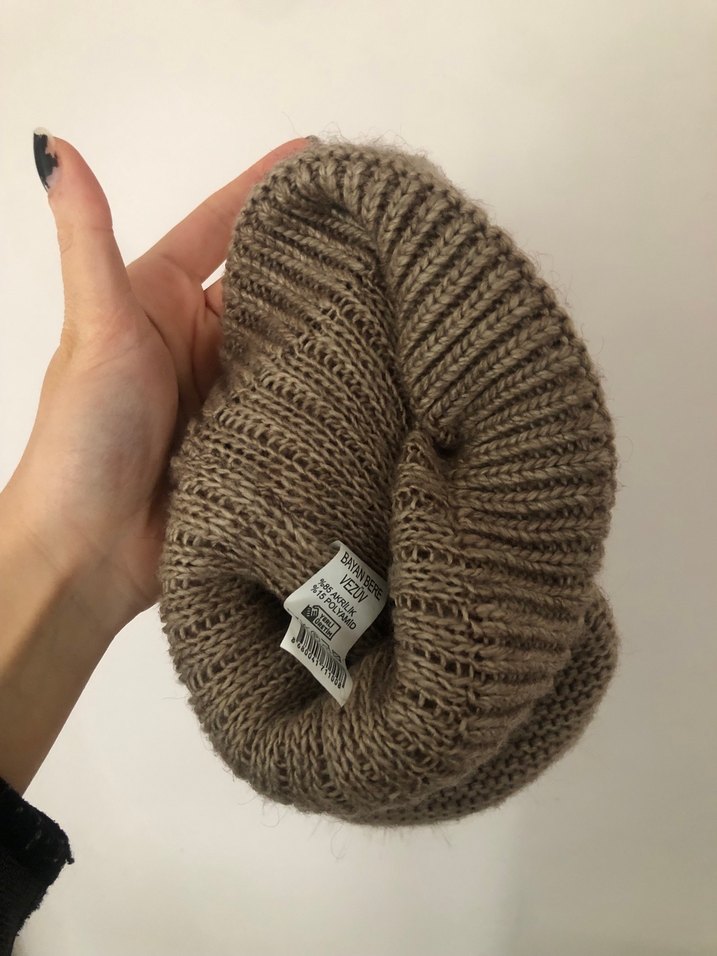 Bej Örgü Kadın Bere - Görsel 4