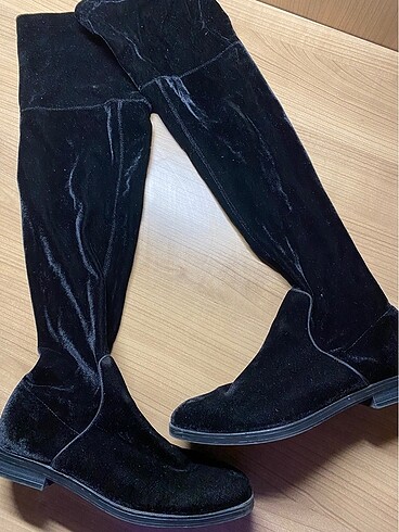 Bershka Berhska /çorap çizme /kadife doku