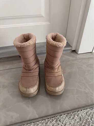 LC Waikiki Lcw kız çocuk bot