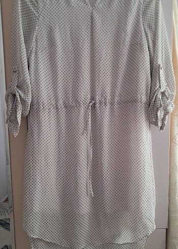 Puantiye Desenli V Yakalı Gri Tunik