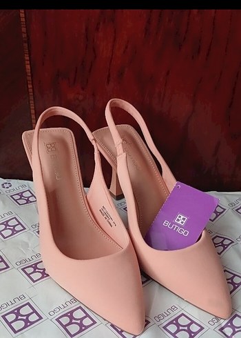 Pudra Renk Kadın Topuklu Stiletto