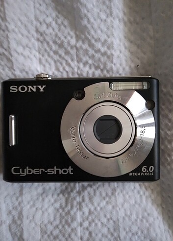 Sony cyber-shot fotoğraf makinesi 