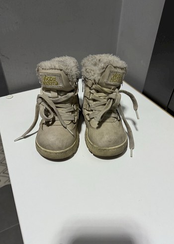 Kız Çocuk bej Kürklü Sokak Stili Bot - Görsel 2