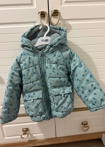 Mavi Çiçek Desenli Kız Çocuk Mont - Görsel 3