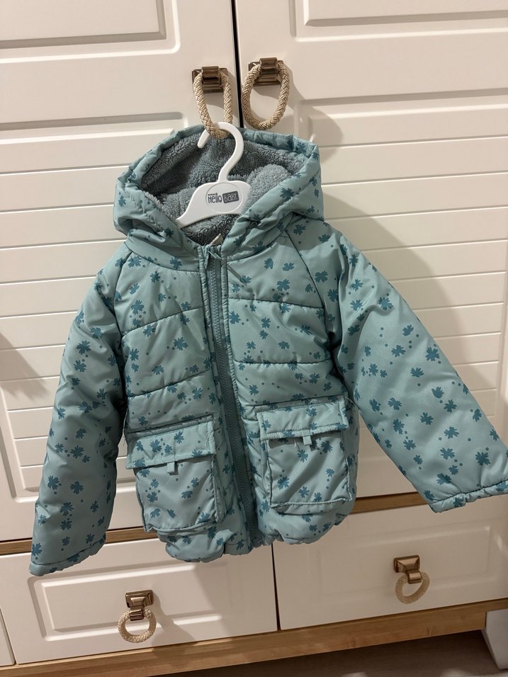 Mavi Çiçek Desenli Kız Çocuk Mont - Görsel 5