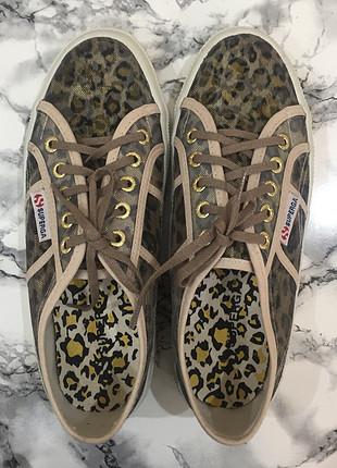 38 Beden ten rengi Renk Leopar desenli superga