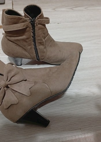 Wolford Bej Suet Kadin Dolgu Topuklu Bot