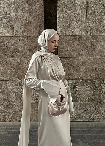 Diğer Betül Saday Sofia Abiye