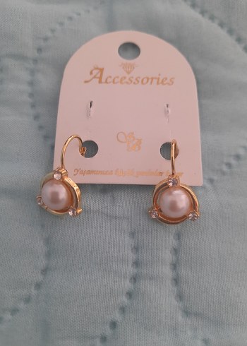 İnci Detaylı Mini Altın Küpe - Görsel 5