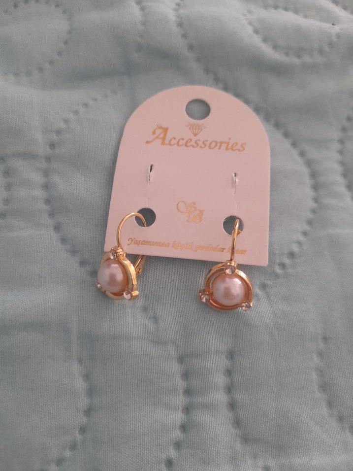 İnci Detaylı Mini Altın Küpe - Görsel 4