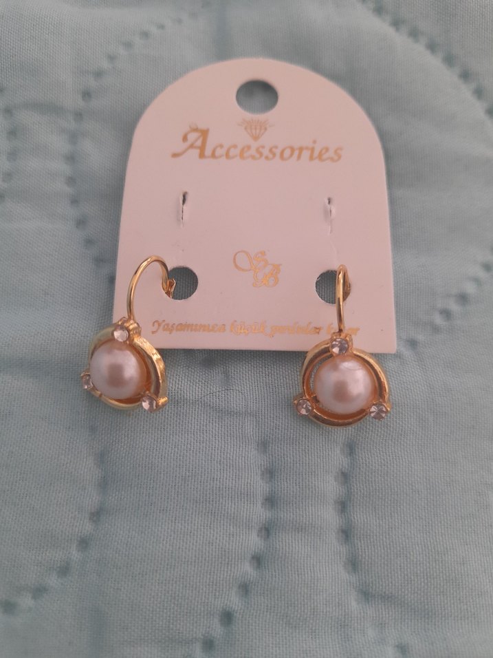 İnci Detaylı Mini Altın Küpe - Görsel 5