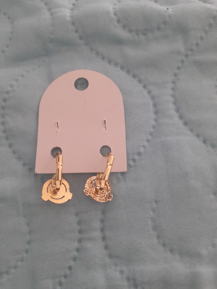 İnci Detaylı Mini Altın Küpe - Görsel 3