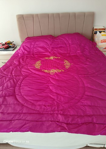 Pembe Nakışlı  saten çeyiz yorganı - Görsel 4
