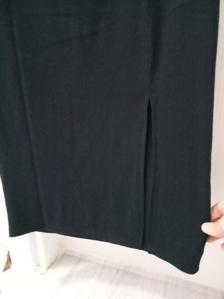 Düz Siyah Uzun Kadın Etek - Görsel 3