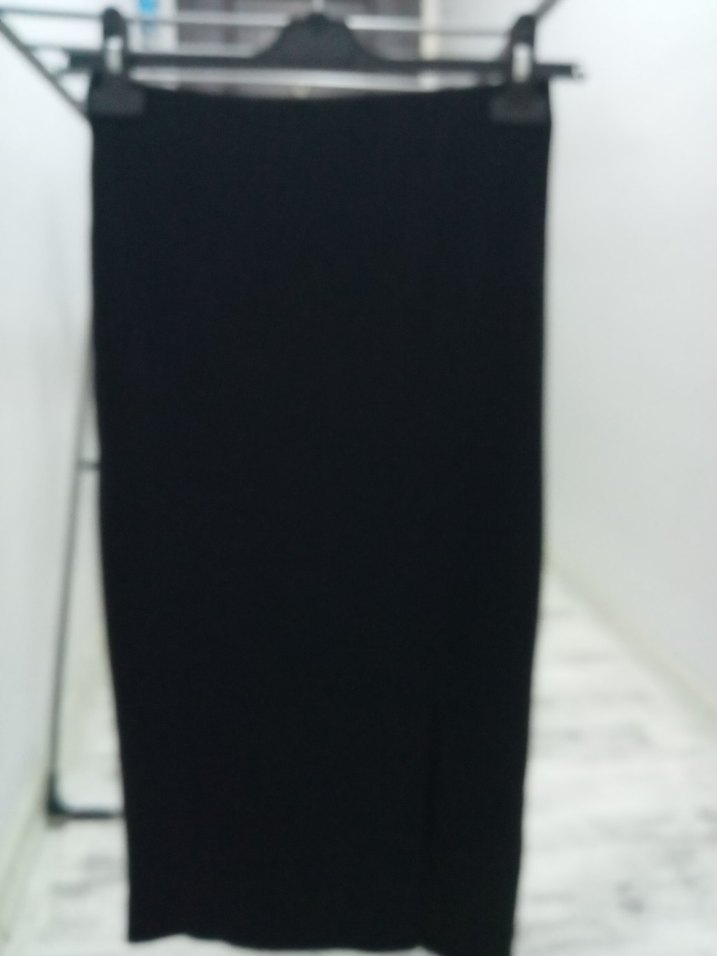 Düz Siyah Uzun Kadın Etek - Görsel 2