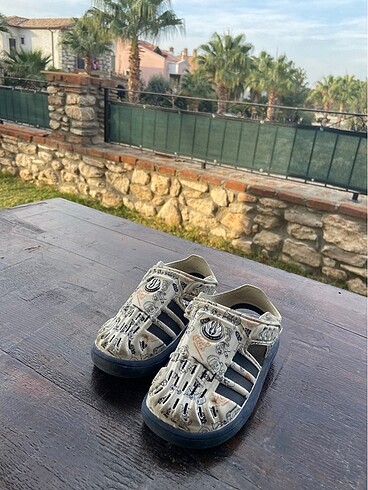 Adidas sandalet