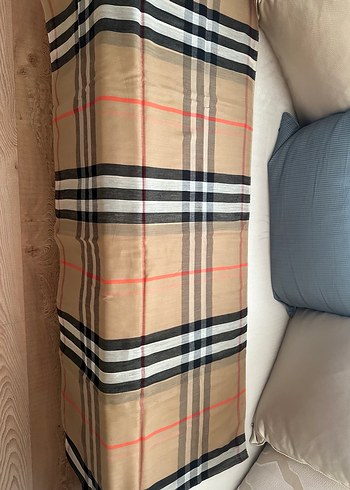 Burbery şal