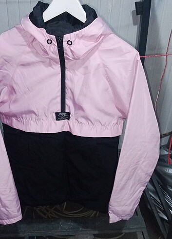 PULL&BEAR MONT