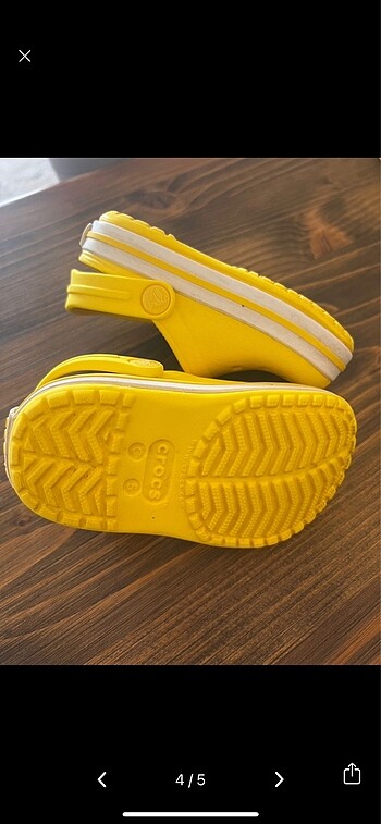22 Beden sarı Renk ORJINAL CROCS VE İGOR