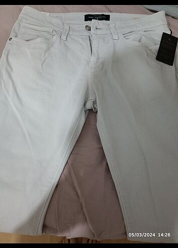 31 Beden beyaz Renk Jean 