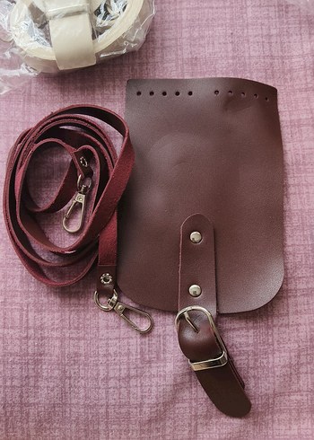 Gri Deri Mini Kemerli Çanta - Görsel 5