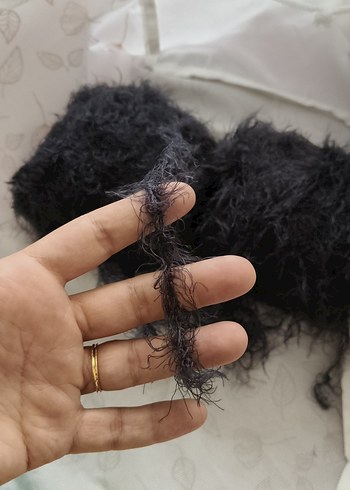 siyah tüylü ip - Görsel 2