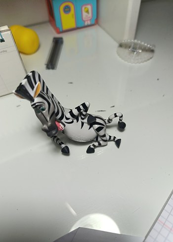 Madagaskar Martin Figür - Görsel 2