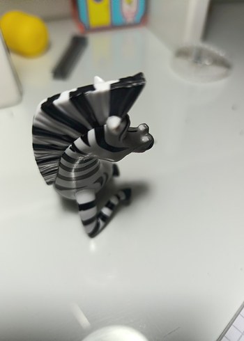 Madagaskar Martin Figür - Görsel 5