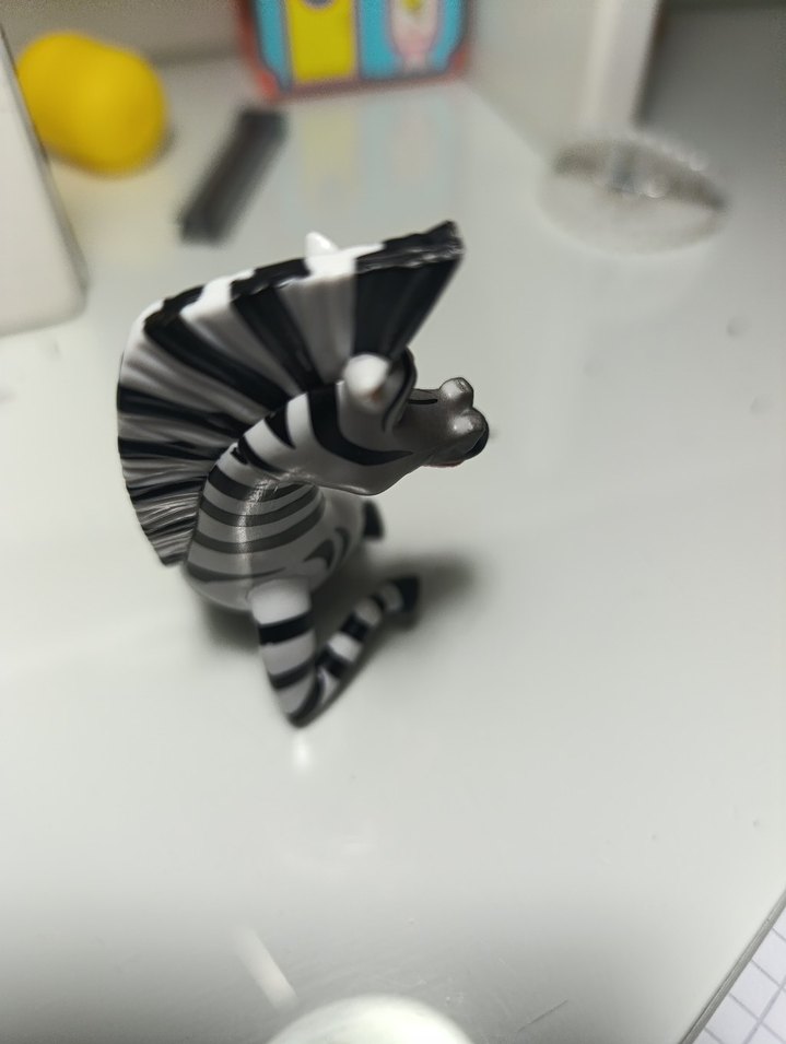 Madagaskar Martin Figür - Görsel 5