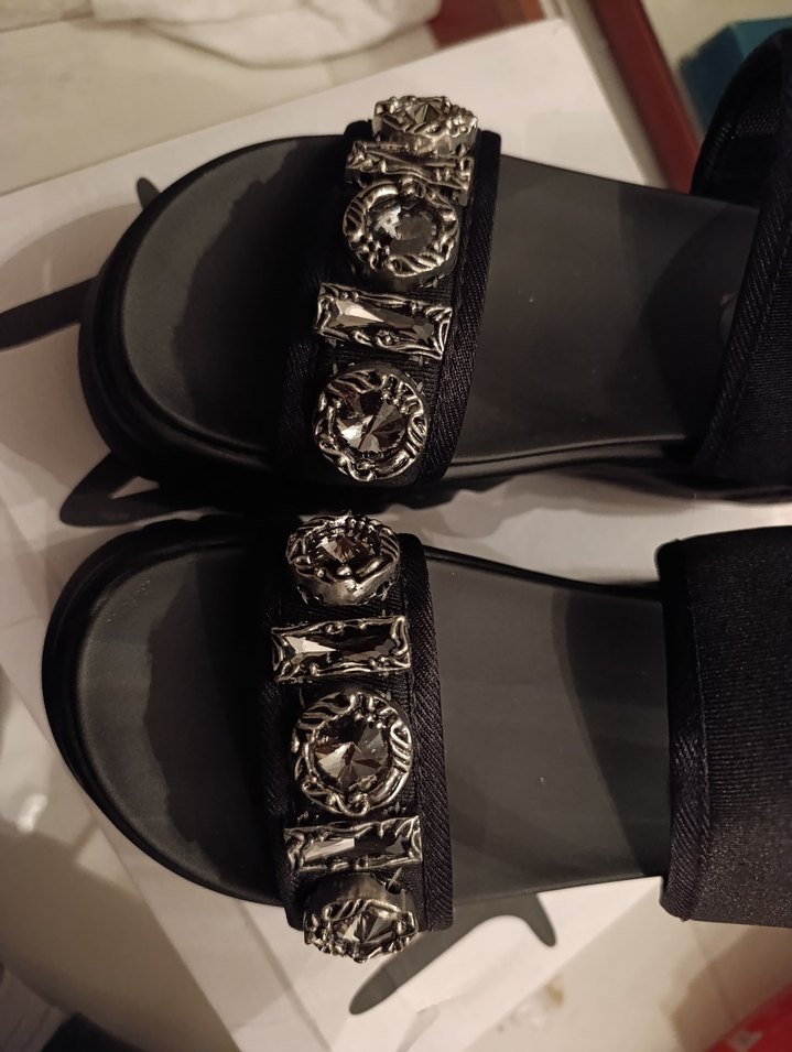 Twist Tokalı Siyah Kadın Dolgu Topuk Sandalet 37 Numara - Görsel 3