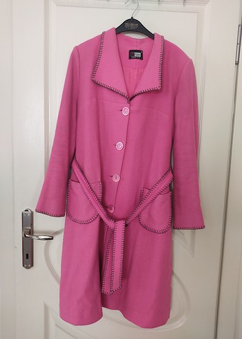 Pembe Midi Düğmeli Kabanı