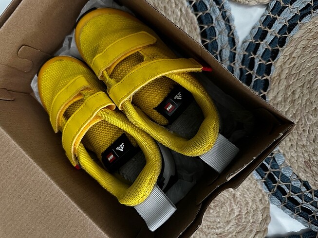 27 Beden sarı Renk Adidas Lego orijinal