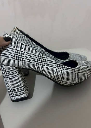 Butigo Ekose Desenli Kadın Topuklu Ayakkabı - Görsel 2