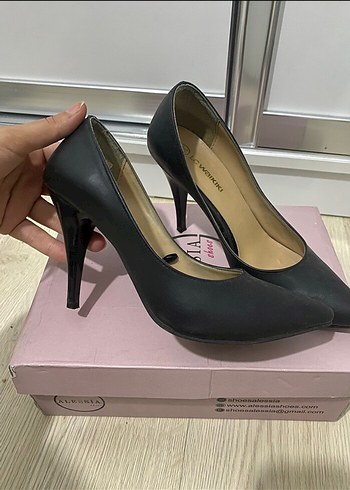Siyah Modern Klasik Stiletto Topuklu Kadın Ayakkabı - Görsel 2
