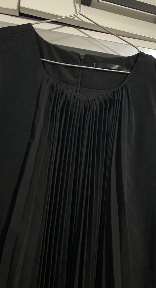 Siyah Pilili Midi Kolsuz Gotik Elbise - Görsel 2