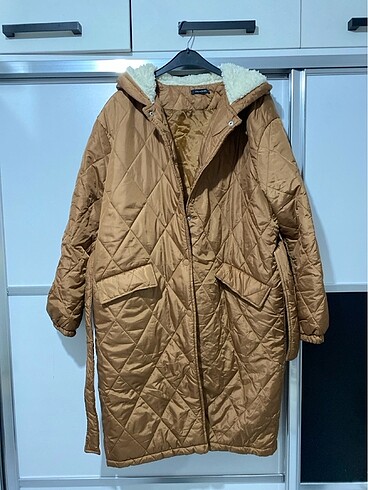 Kapitone oversize mont