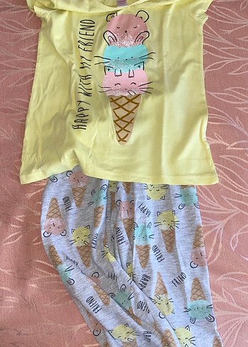 Sarı Baskılı Kız Çocuk Pijama Takım