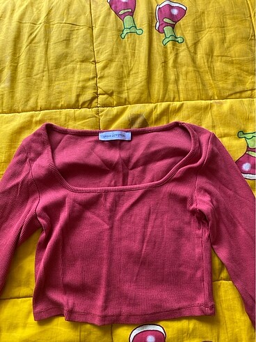 Urban Outfitters crop