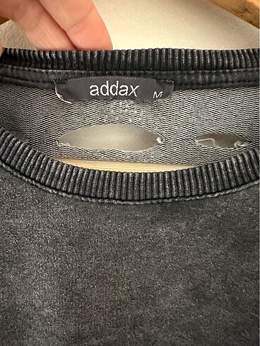 m Beden ADDAX YIRTIK DETAYLI SWEAT